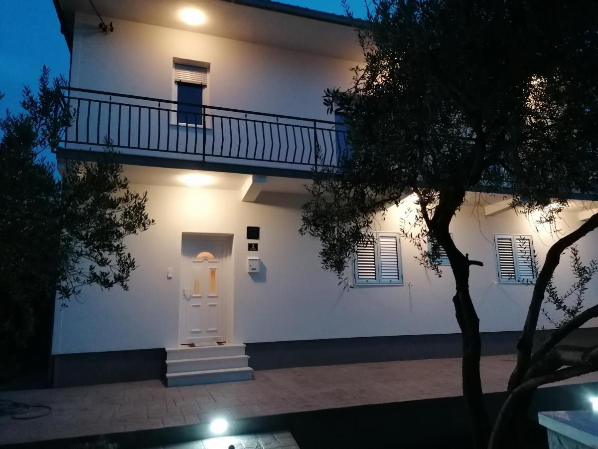 Apartment Katarina Trogir Exterior photo