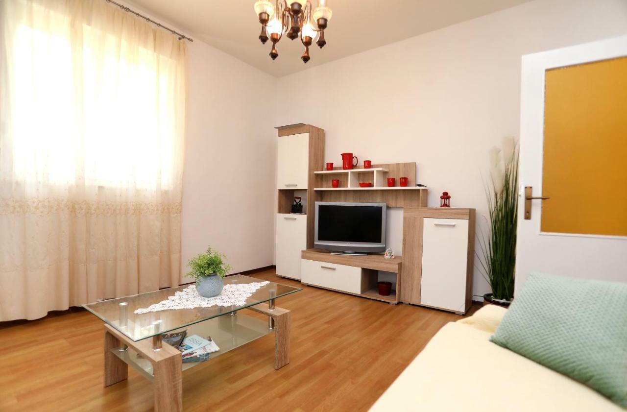 Apartment Katarina Trogir Exterior photo
