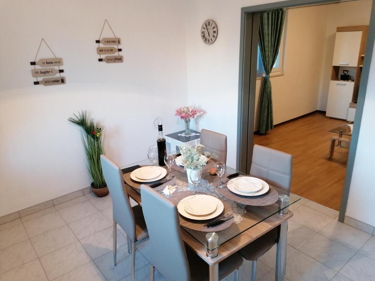 Apartment Katarina Trogir Exterior photo