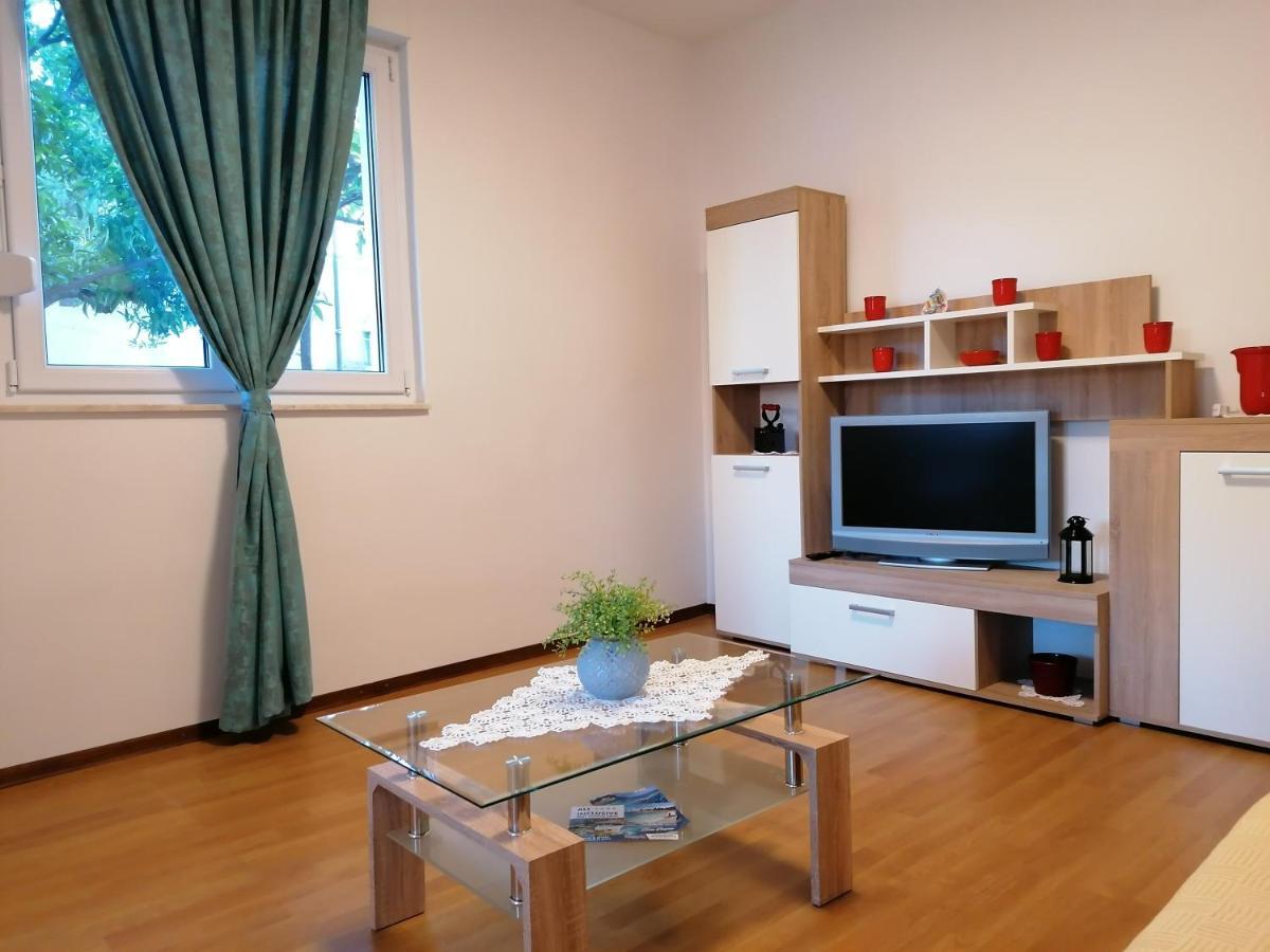 Apartment Katarina Trogir Exterior photo